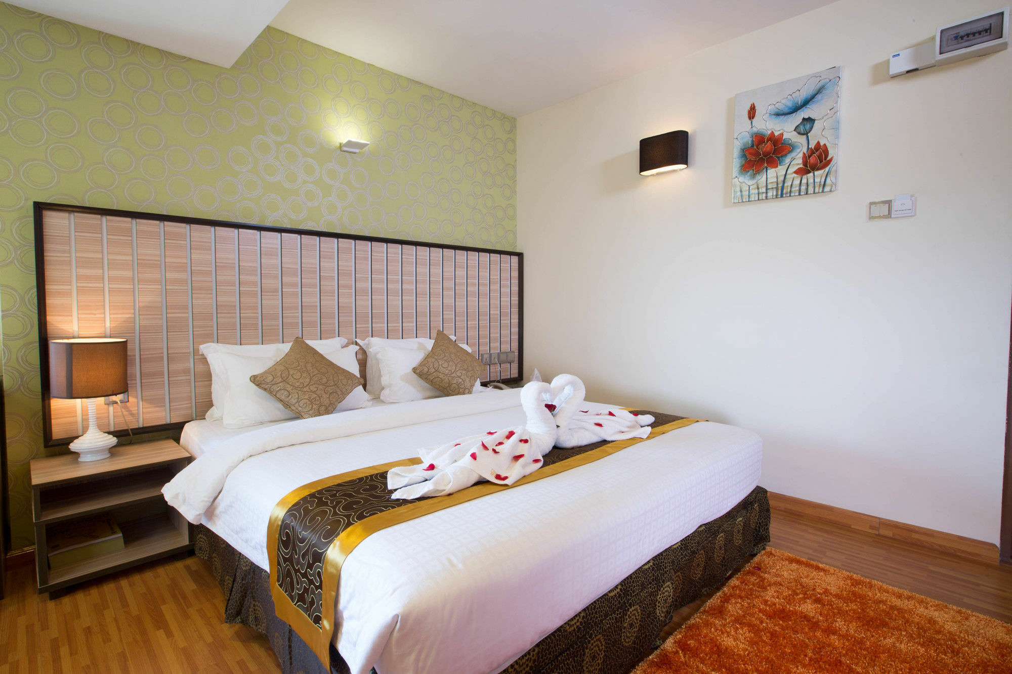 Uptown Hotel Янгон Екстер'єр фото