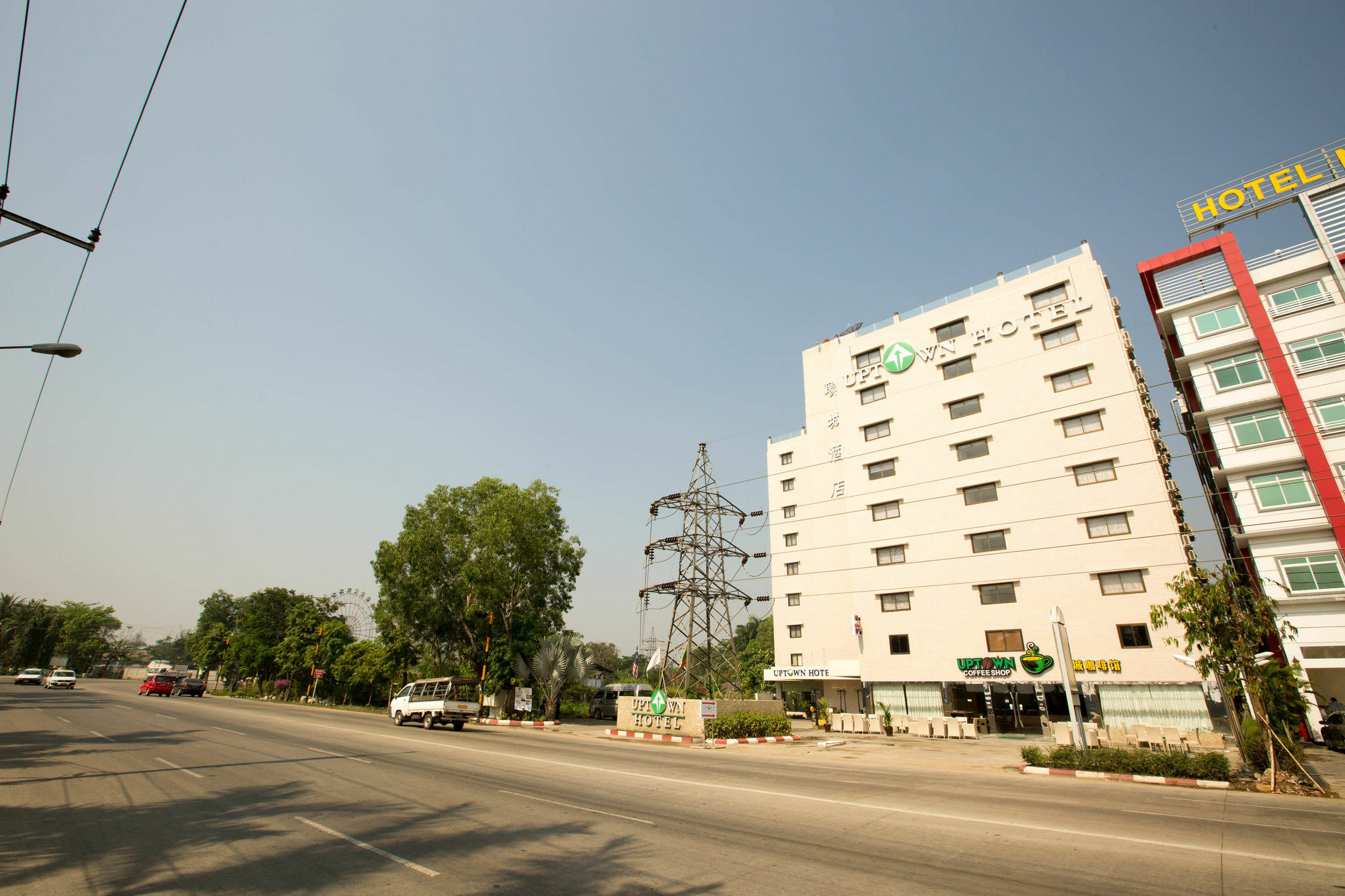 Uptown Hotel Янгон Екстер'єр фото